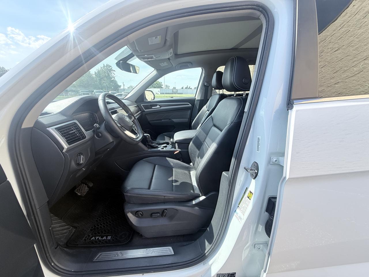 Volkswagen Atlas V6 SE w/Technology 4MOTION 2023