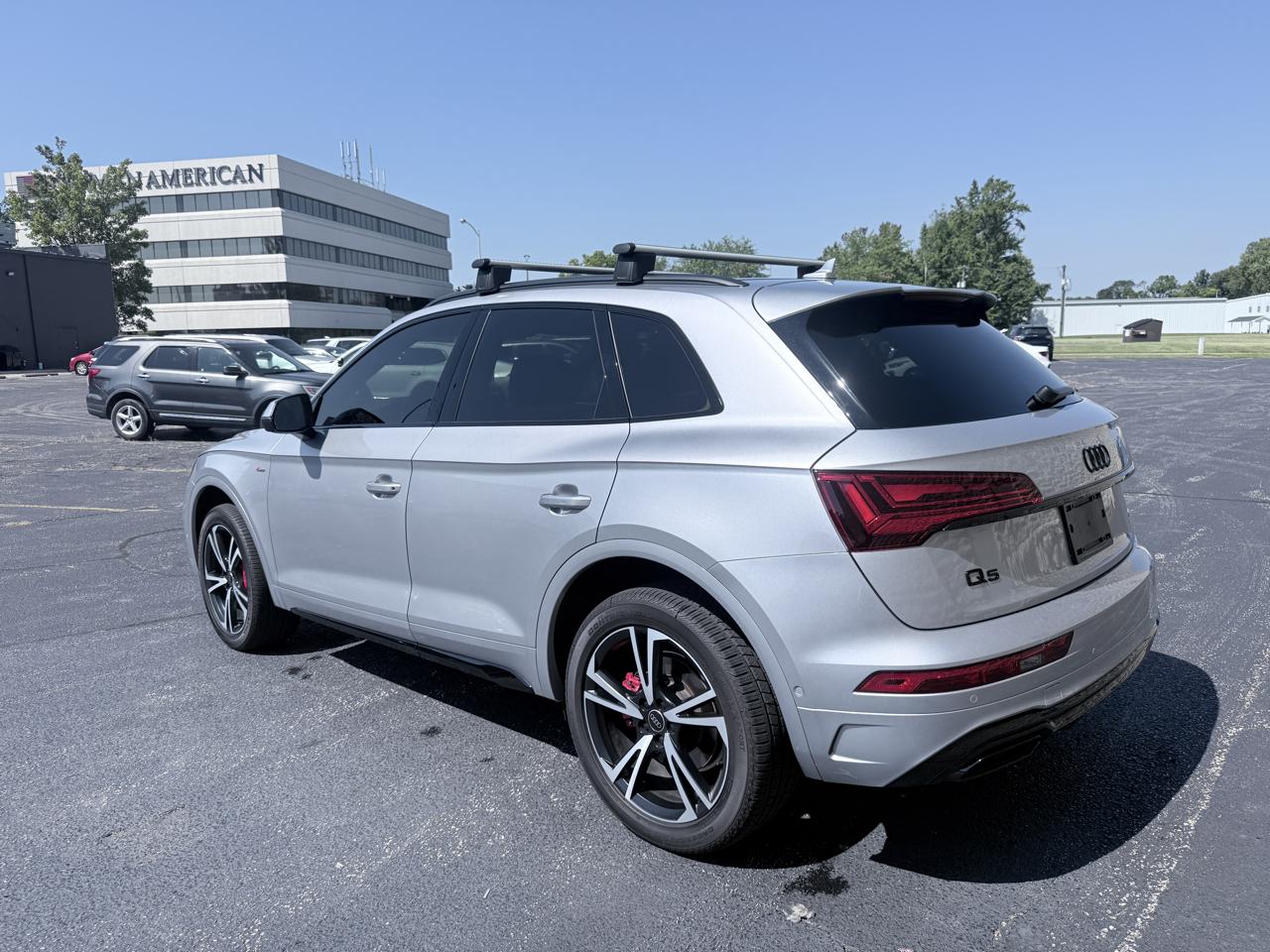 Audi Q5 2.0T Technik quattro 2025