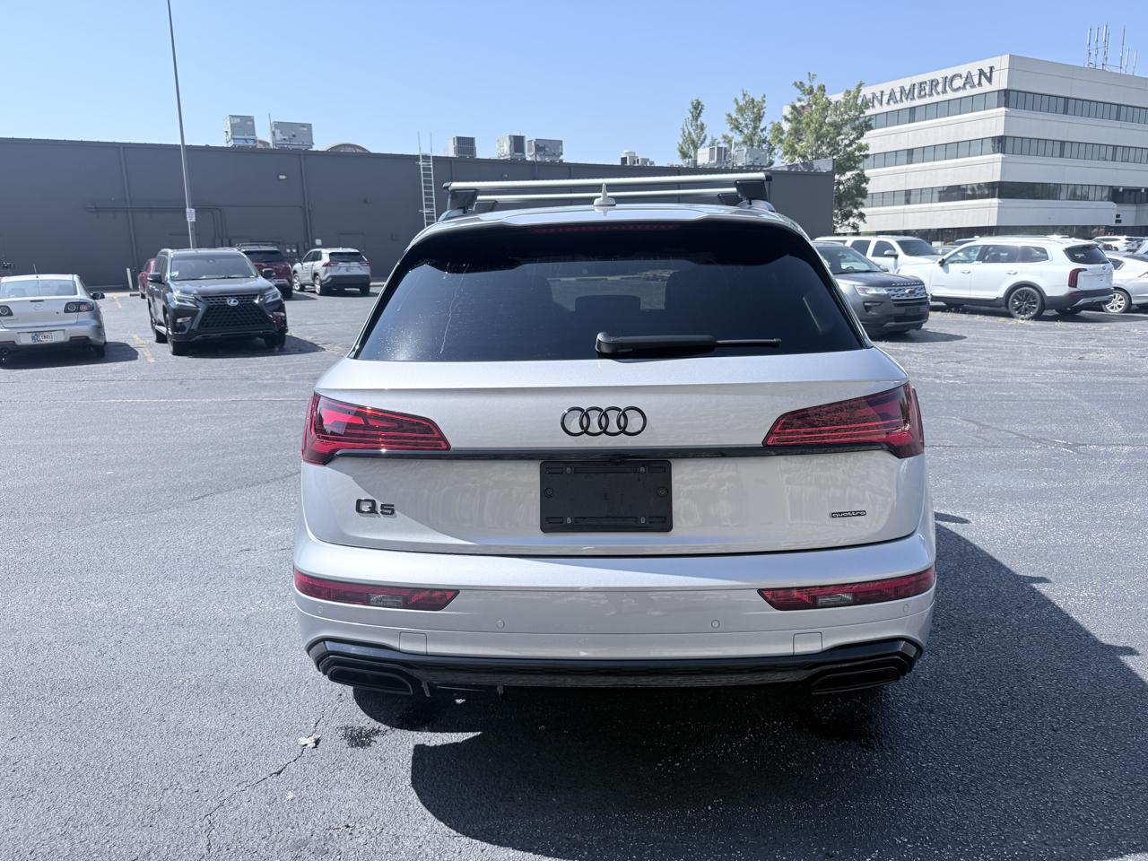 Audi Q5 2.0T Technik quattro 2025