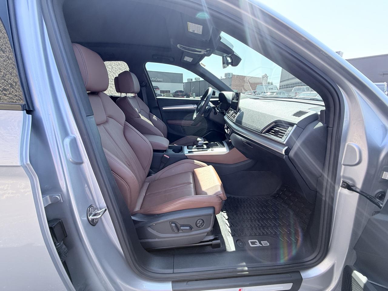 Audi Q5 2.0T Technik quattro 2025