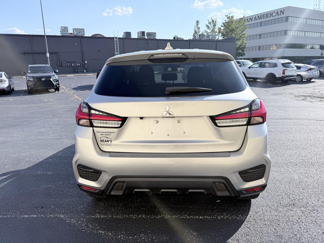 Mitsubishi Outlander Sport 2.0 ES CVT 2022