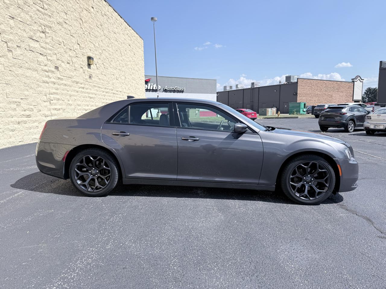 Chrysler 300 S V6 RWD 2019