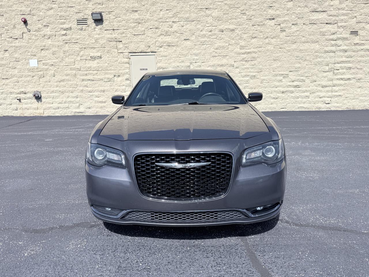 Chrysler 300 S V6 RWD 2019