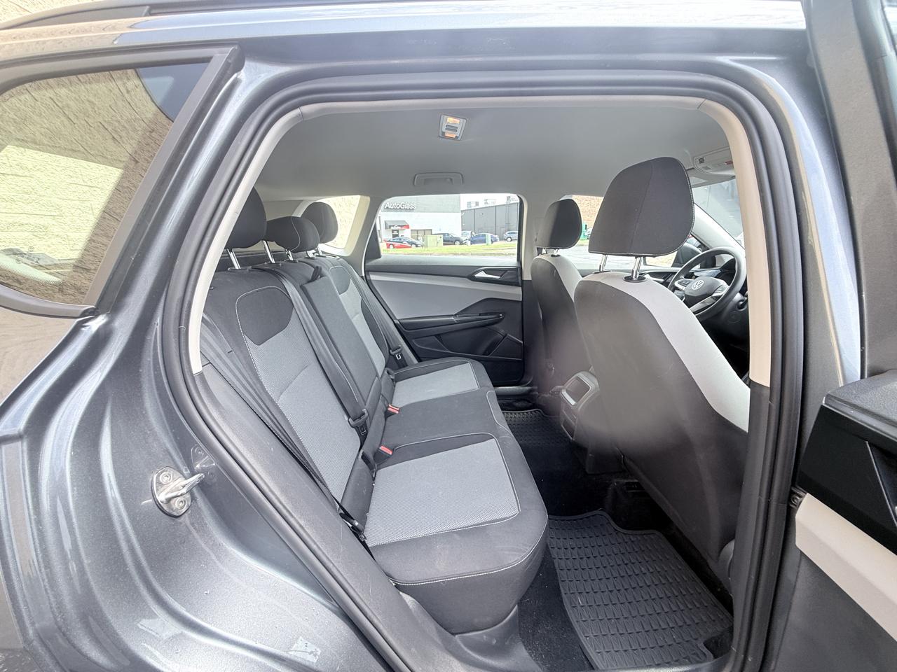 Volkswagen Taos S 2022