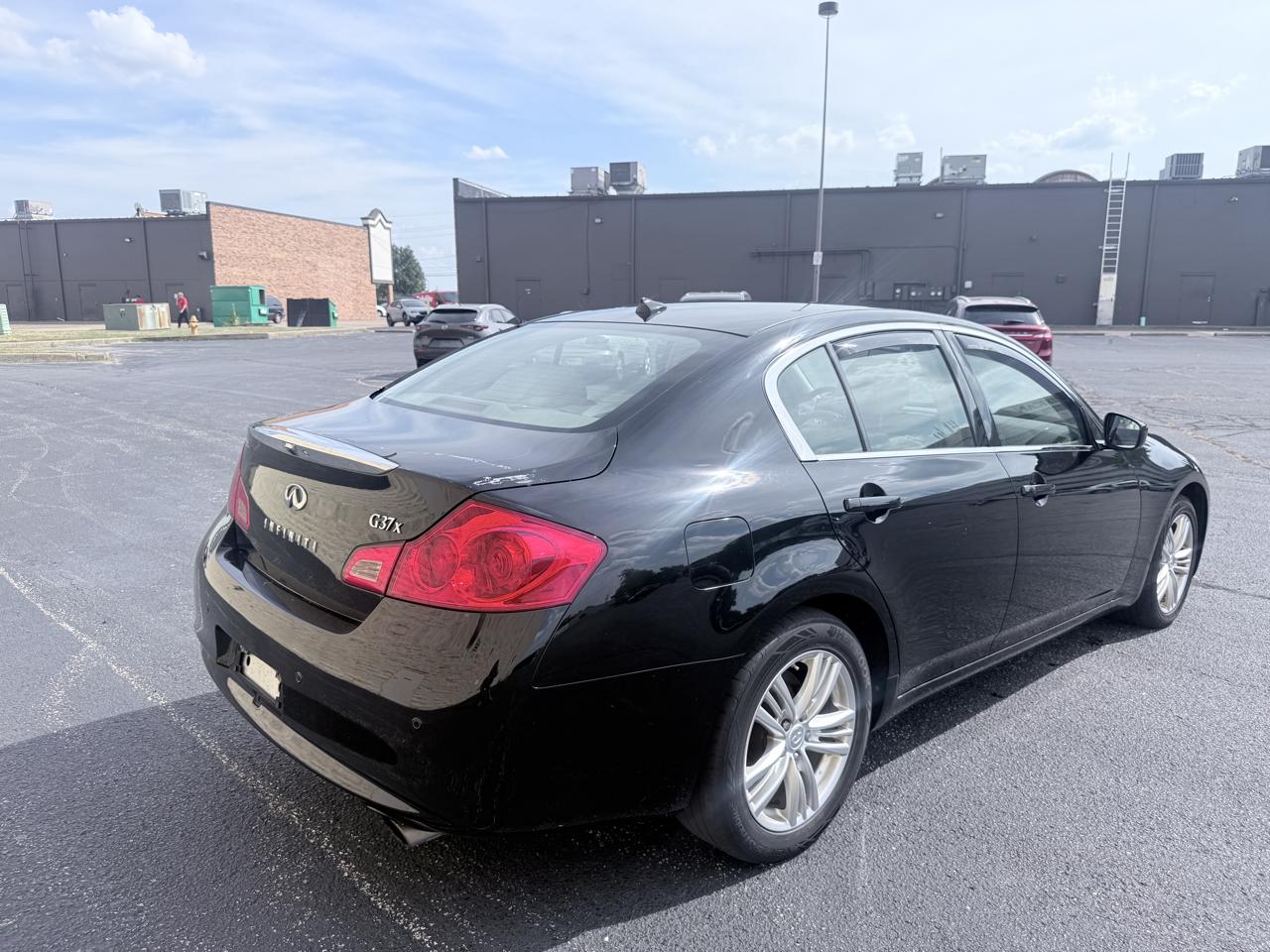 Infiniti G Sedan 37x AWD 2012