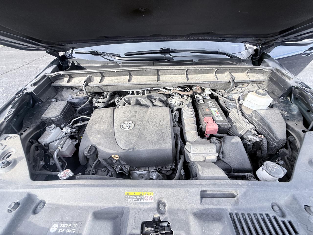 Toyota Highlander XLE FWD V6 2022