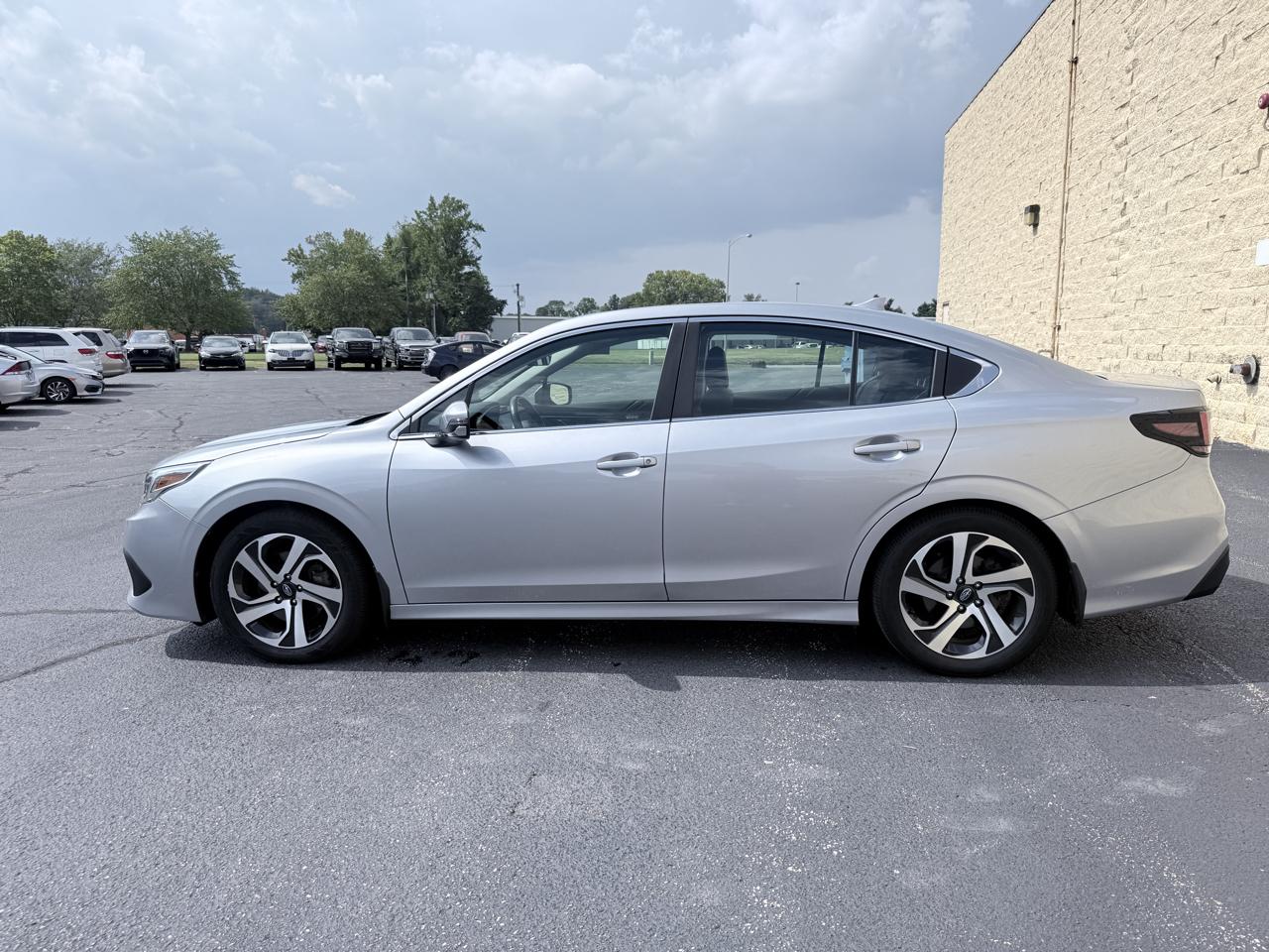 Subaru Legacy Limited 2022