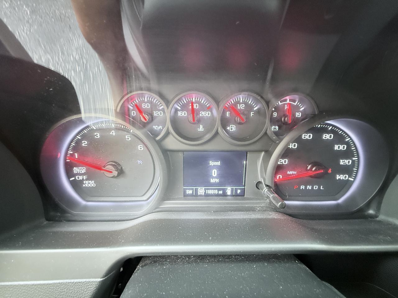 Chevrolet Silverado 1500 Custom Crew Cab 4WD 2023