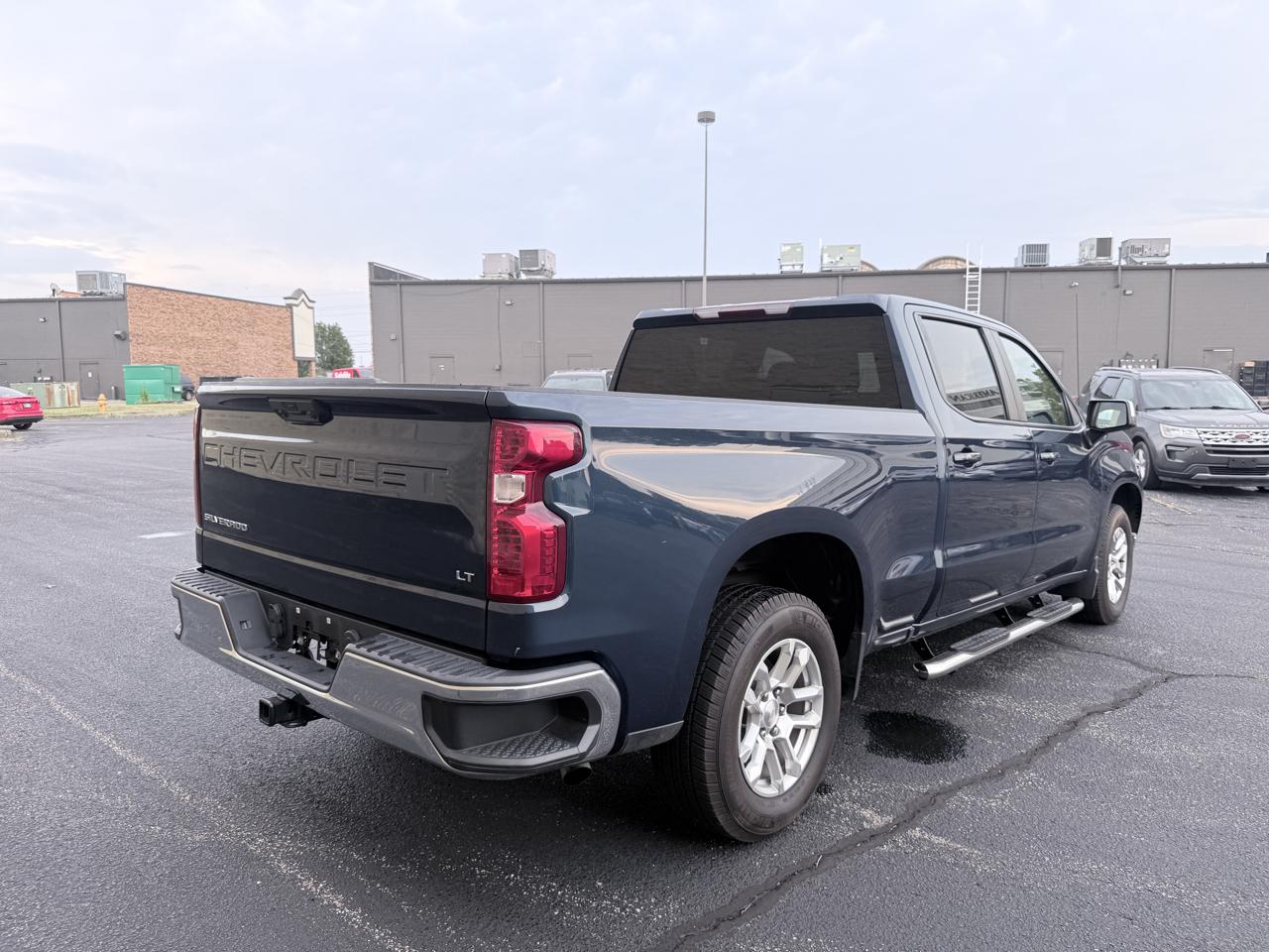 Chevrolet Silverado 1500 LT Crew Cab 2WD 2023