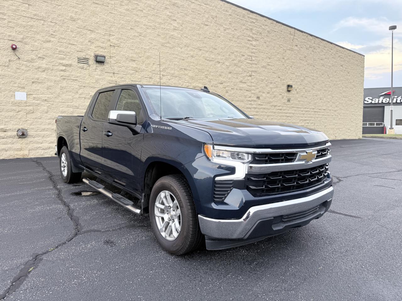 Chevrolet Silverado 1500 LT Crew Cab 2WD 2023