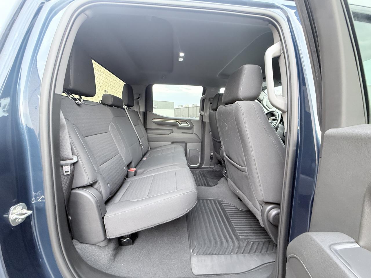 Chevrolet Silverado 1500 LT Crew Cab 2WD 2023