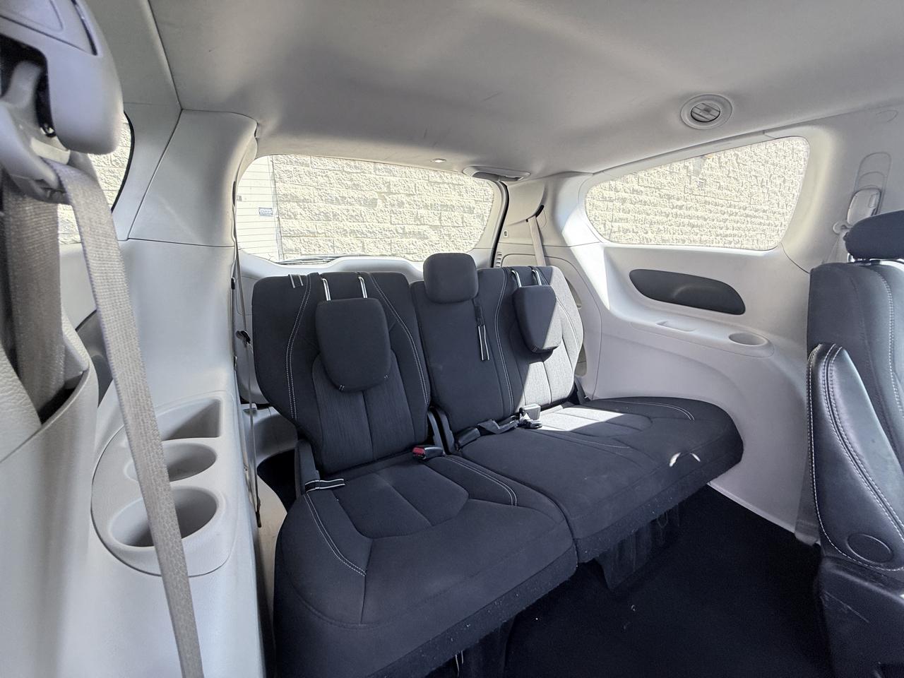 Chrysler Voyager LX 2023