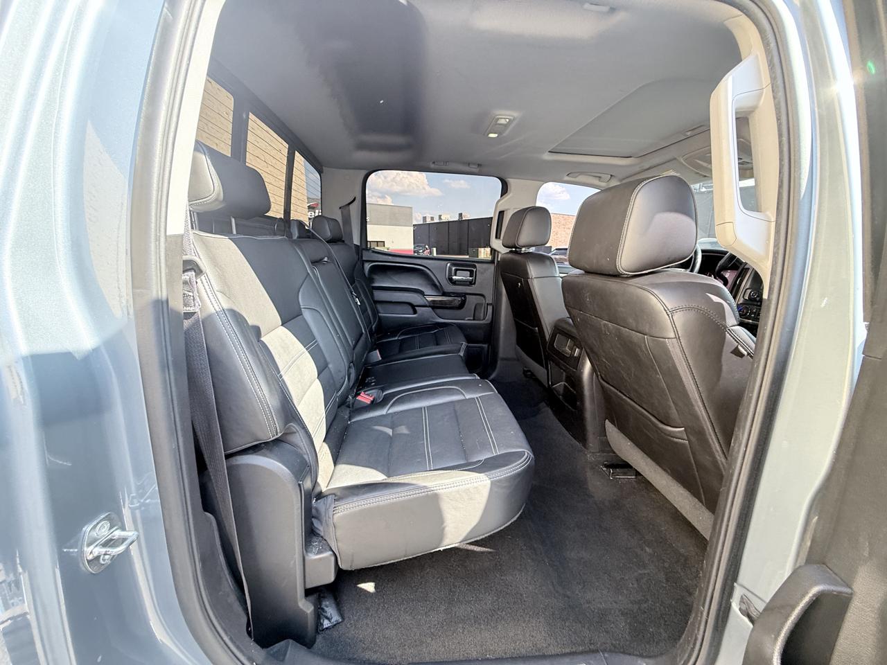 GMC Sierra 1500 Denali Crew Cab Long Box 4WD 2016