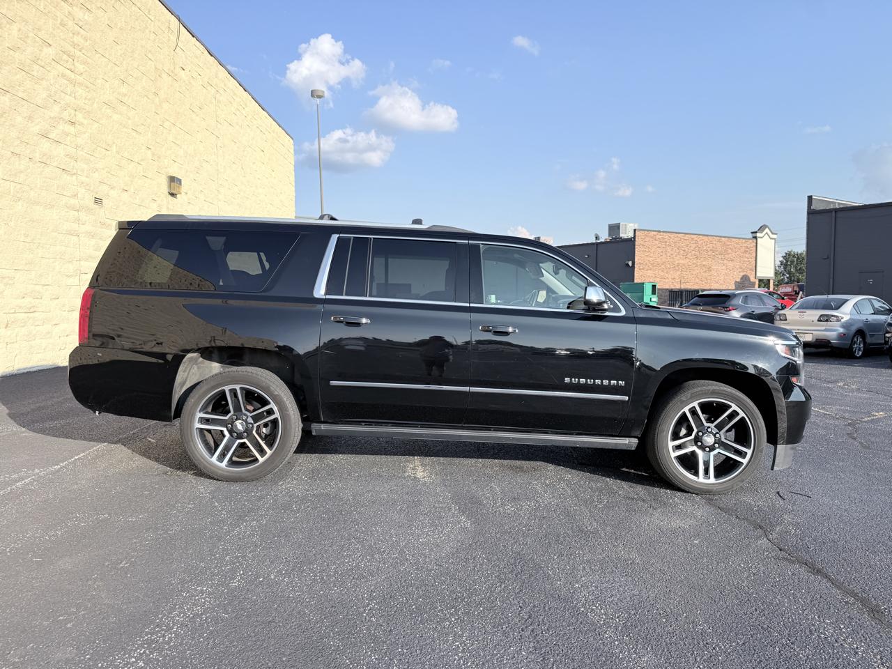 Chevrolet Suburban Premier 4WD 2017