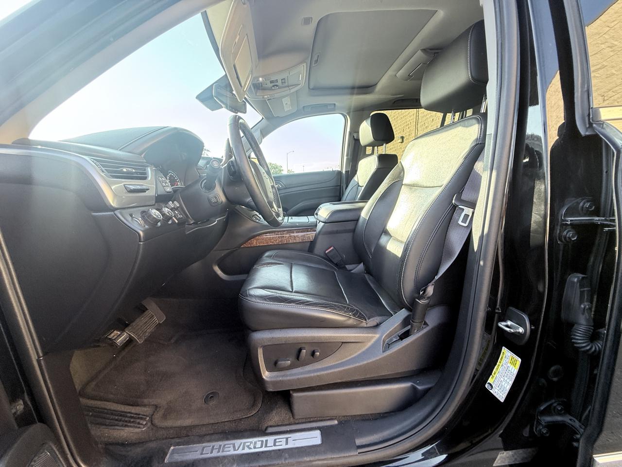 Chevrolet Suburban Premier 4WD 2017