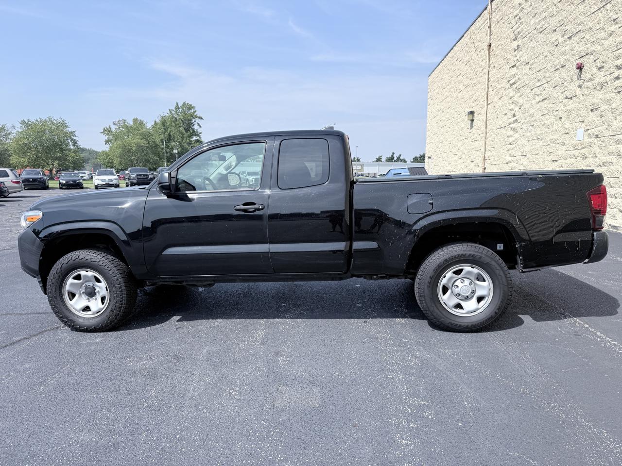 Toyota Tacoma SR5 Access Cab I4 6AT 2WD 2021