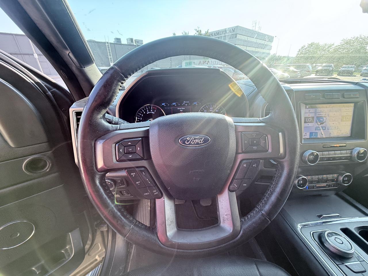 Ford Expedition XLT 2WD 2019
