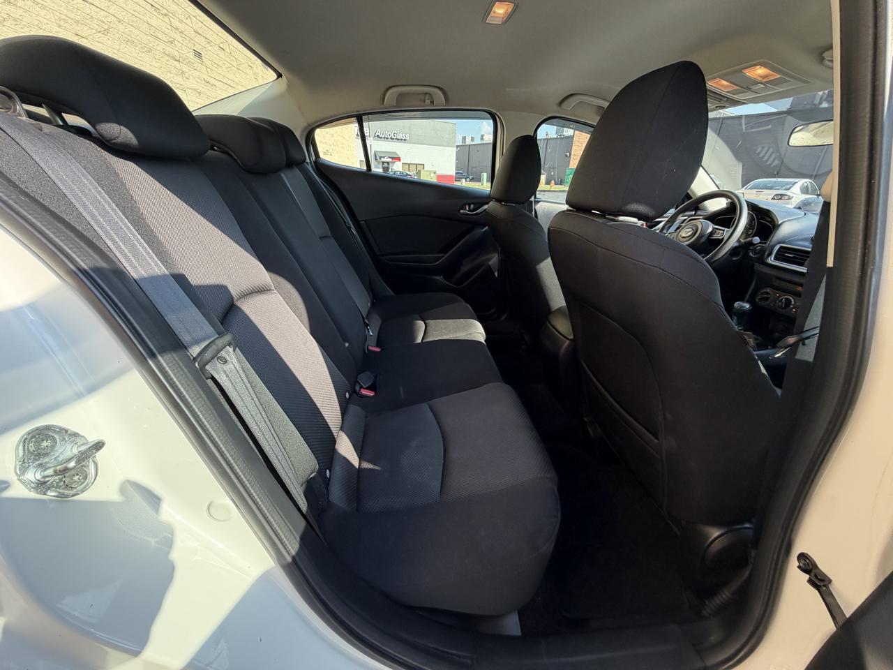 Mazda MAZDA3 i Sport AT 4-Door 2017