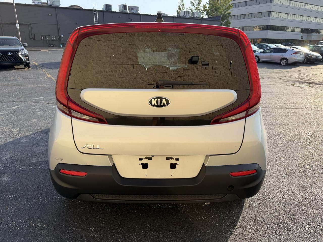 Kia Soul LX 6M 2020