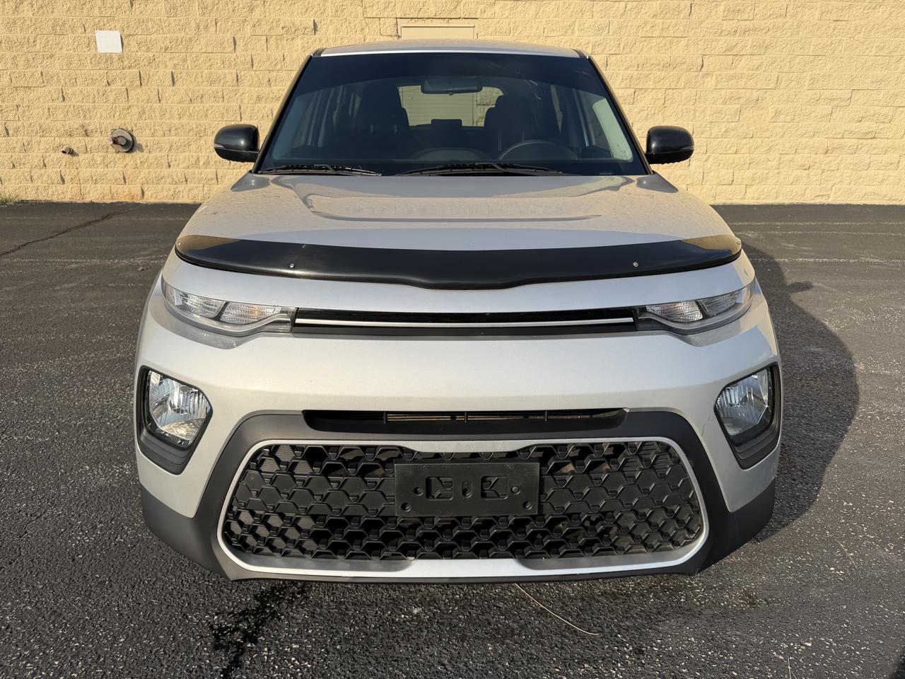 Kia Soul LX 6M 2020