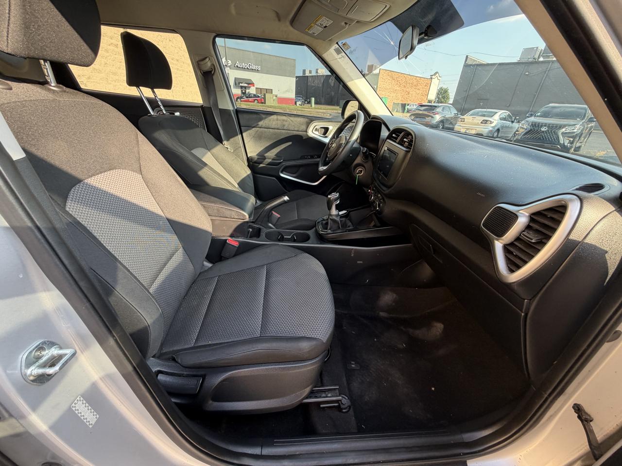 Kia Soul LX 6M 2020