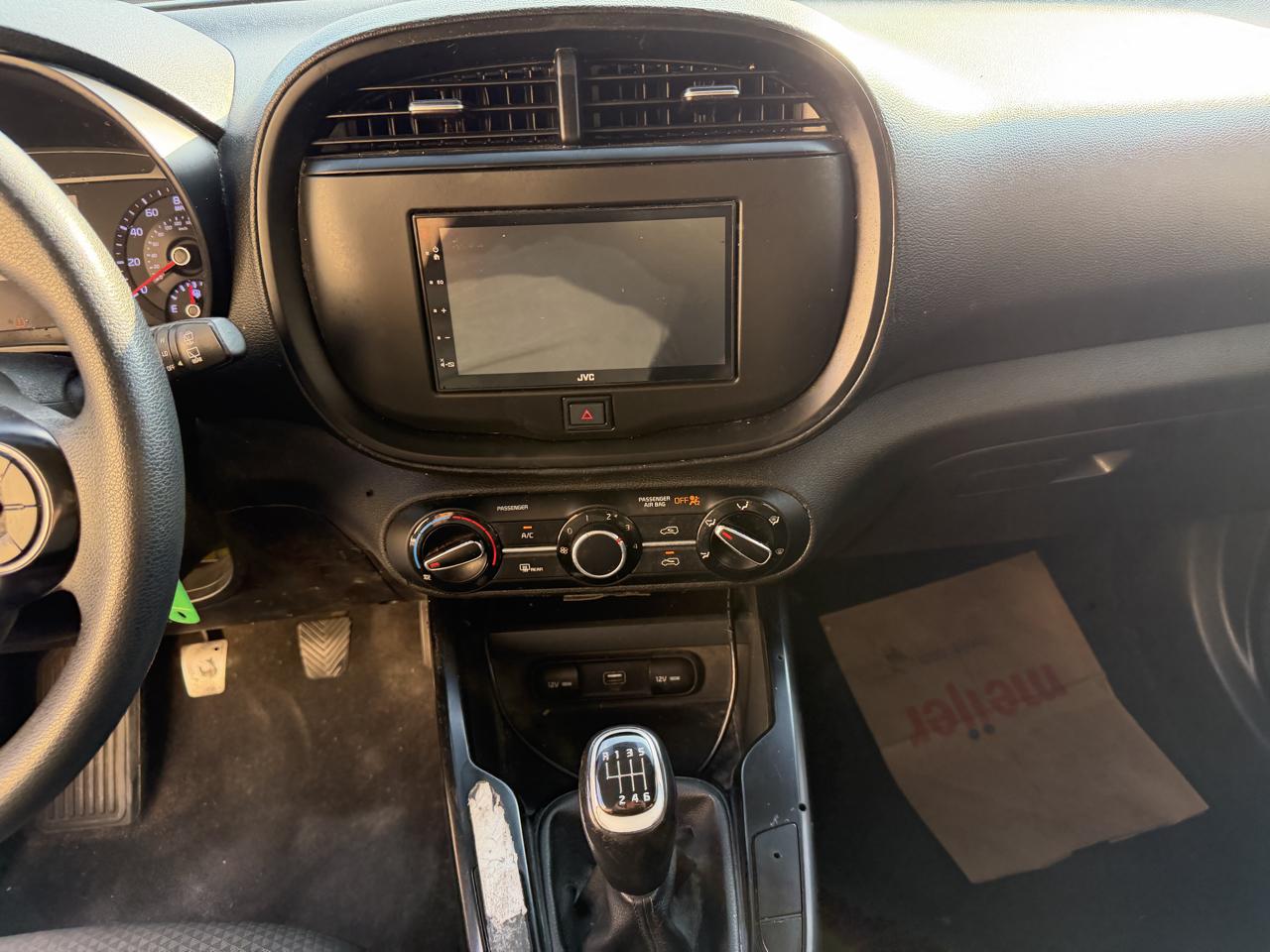 Kia Soul LX 6M 2020