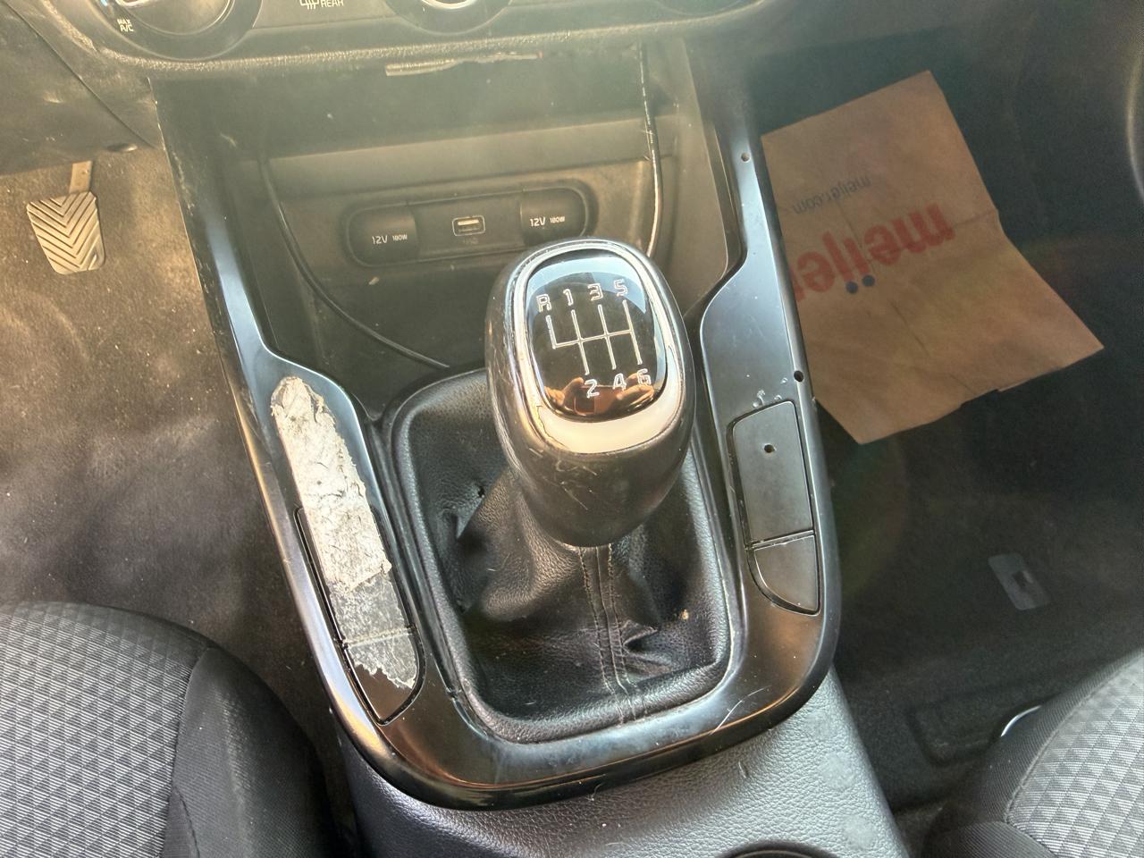 Kia Soul LX 6M 2020