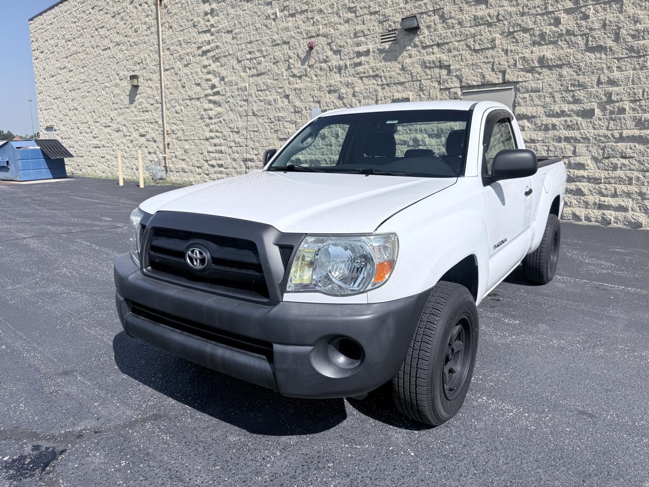 Toyota Tacoma Regular Cab 2WD 2006