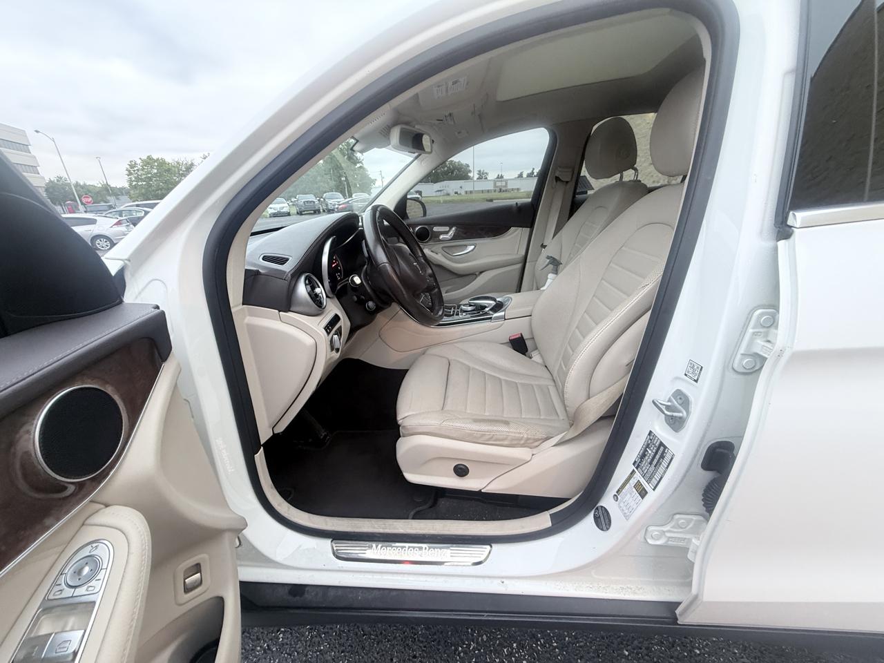 Mercedes-Benz GLC-Class GLC300 4MATIC 2016