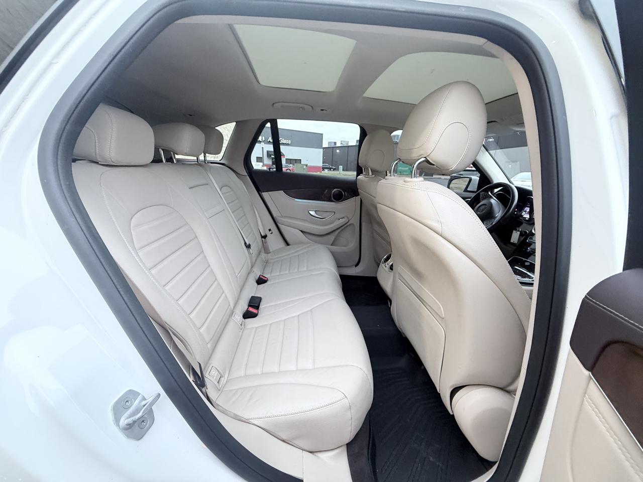 Mercedes-Benz GLC-Class GLC300 4MATIC 2016