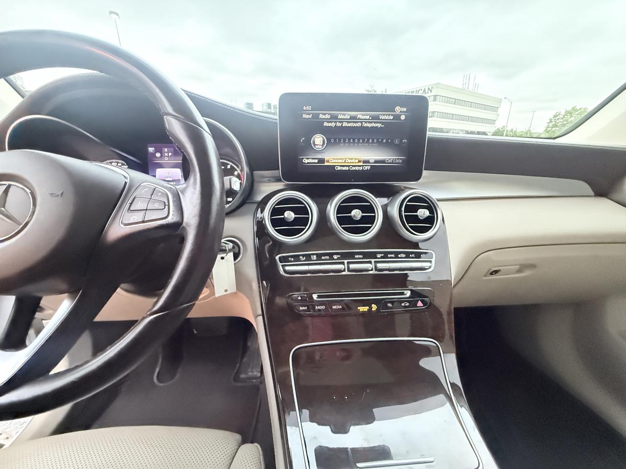 Mercedes-Benz GLC-Class GLC300 4MATIC 2016