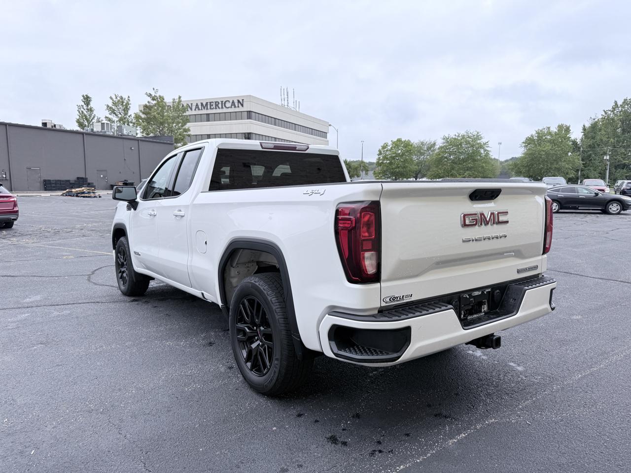 GMC Sierra 1500 Elevation Double Cab 4WD 2023