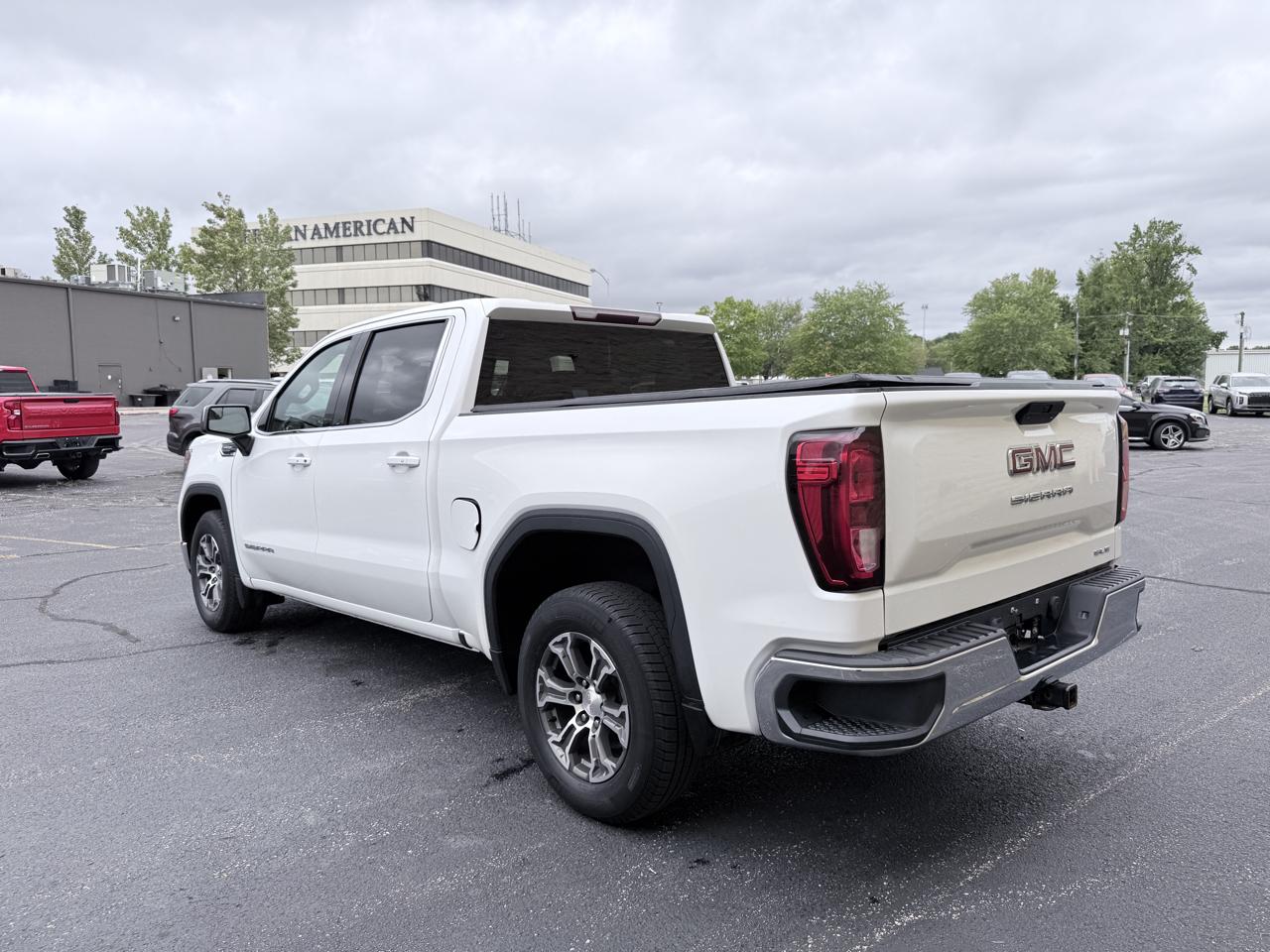 GMC Sierra 1500 SLE Crew Cab Long Box 2WD 2019