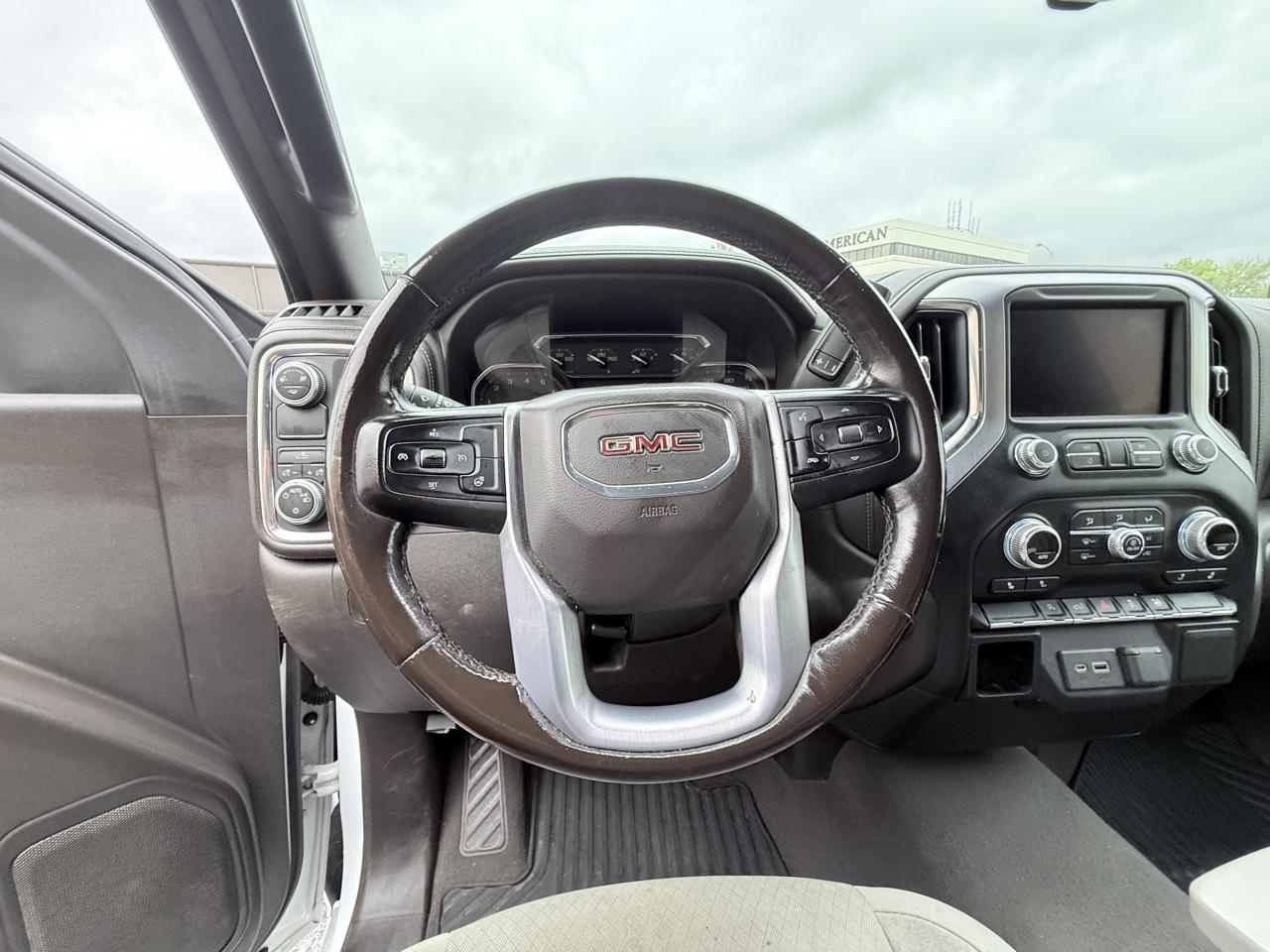 GMC Sierra 1500 SLE Crew Cab Long Box 2WD 2019