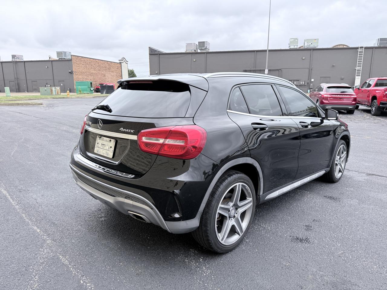 Mercedes-Benz GLA-Class GLA250 4MATIC 2015