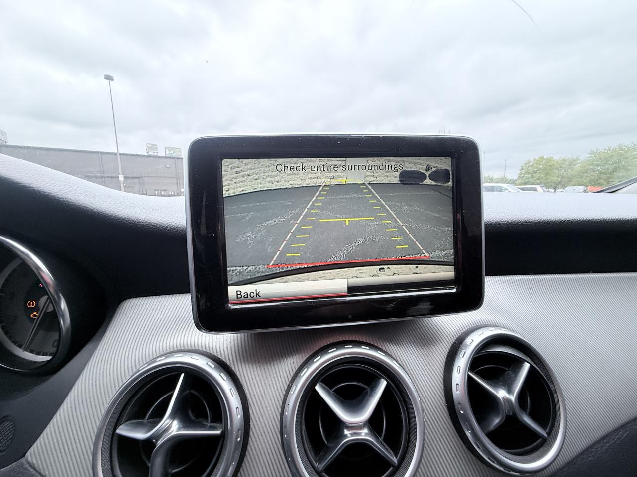 Mercedes-Benz GLA-Class GLA250 4MATIC 2015
