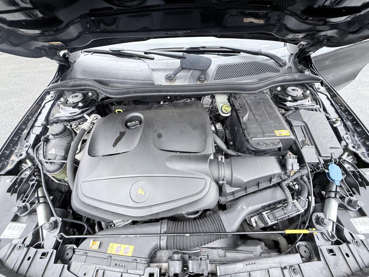 Mercedes-Benz GLA-Class GLA250 4MATIC 2015