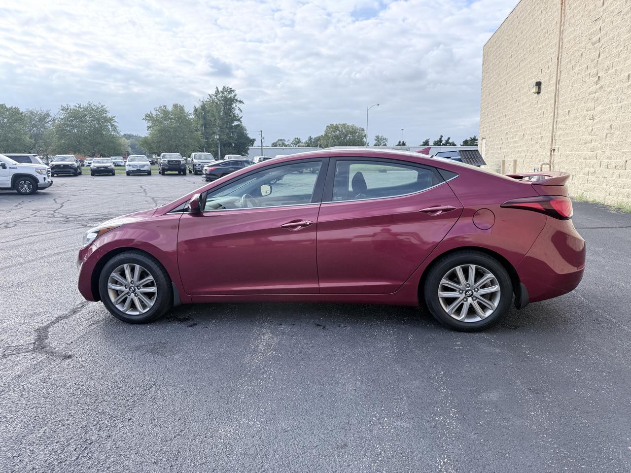 Hyundai Elantra SE 6AT 2015