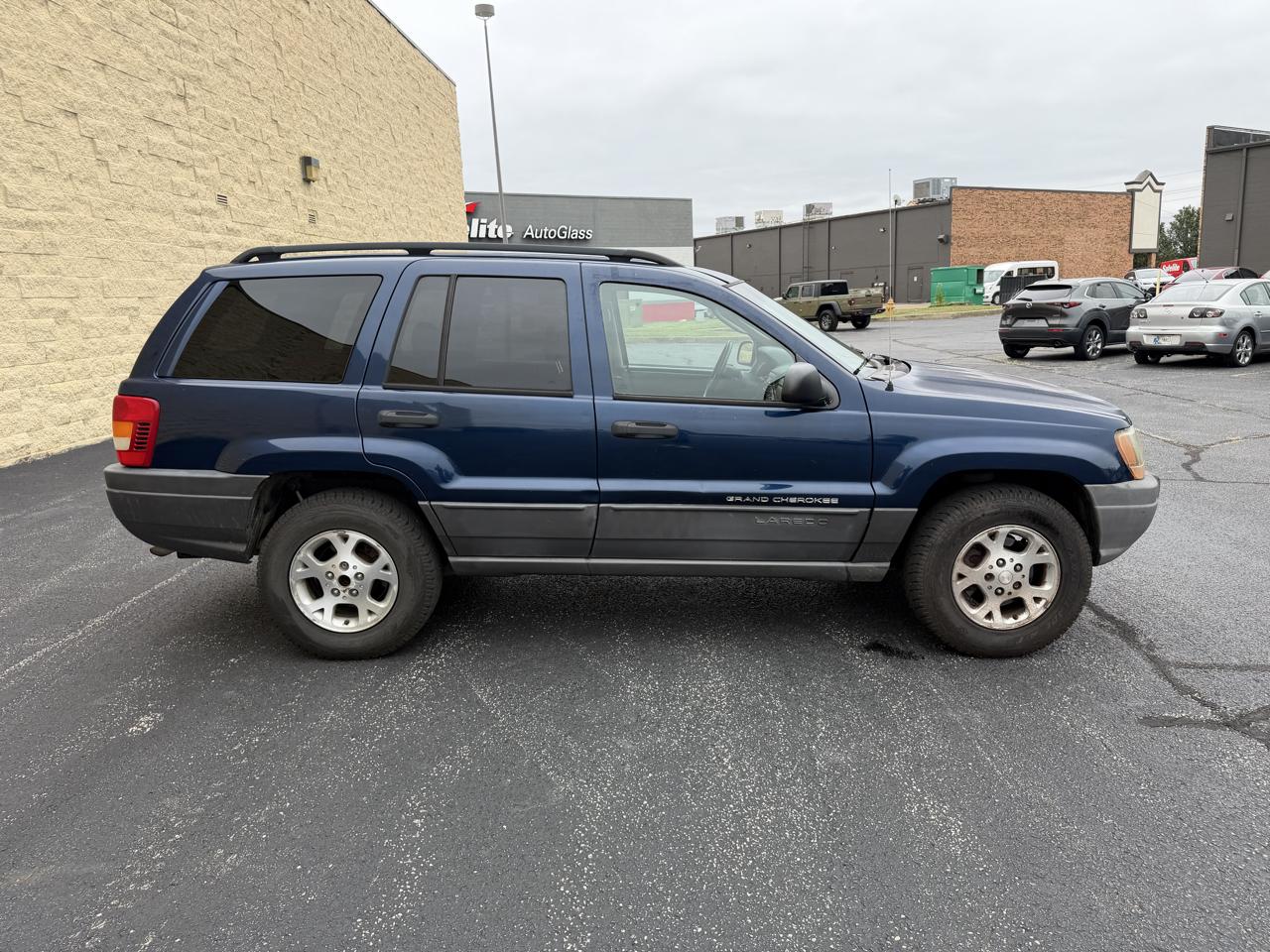 Jeep Grand Cherokee Laredo 4WD 2002