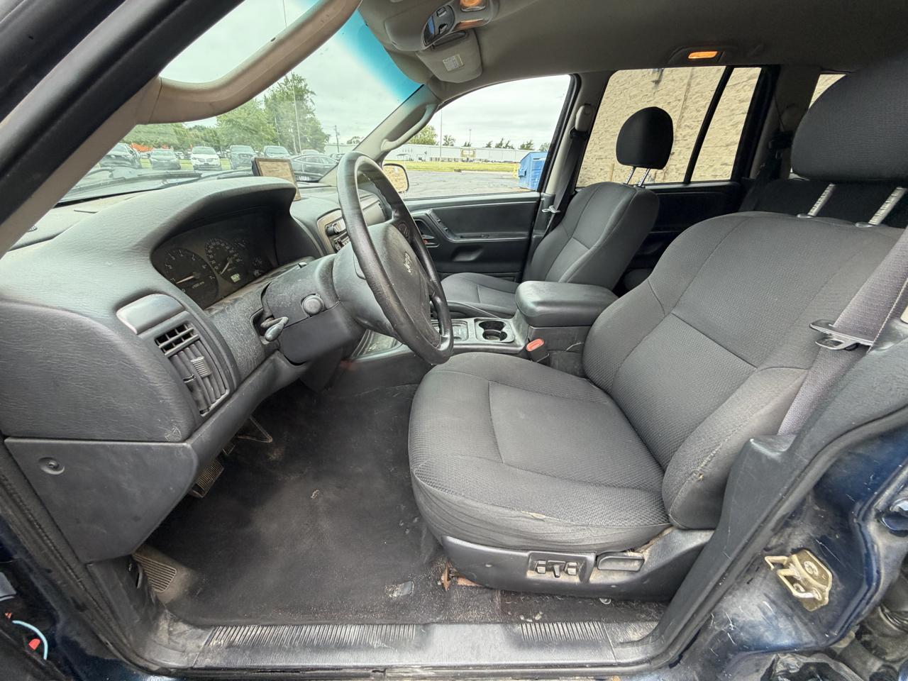Jeep Grand Cherokee Laredo 4WD 2002