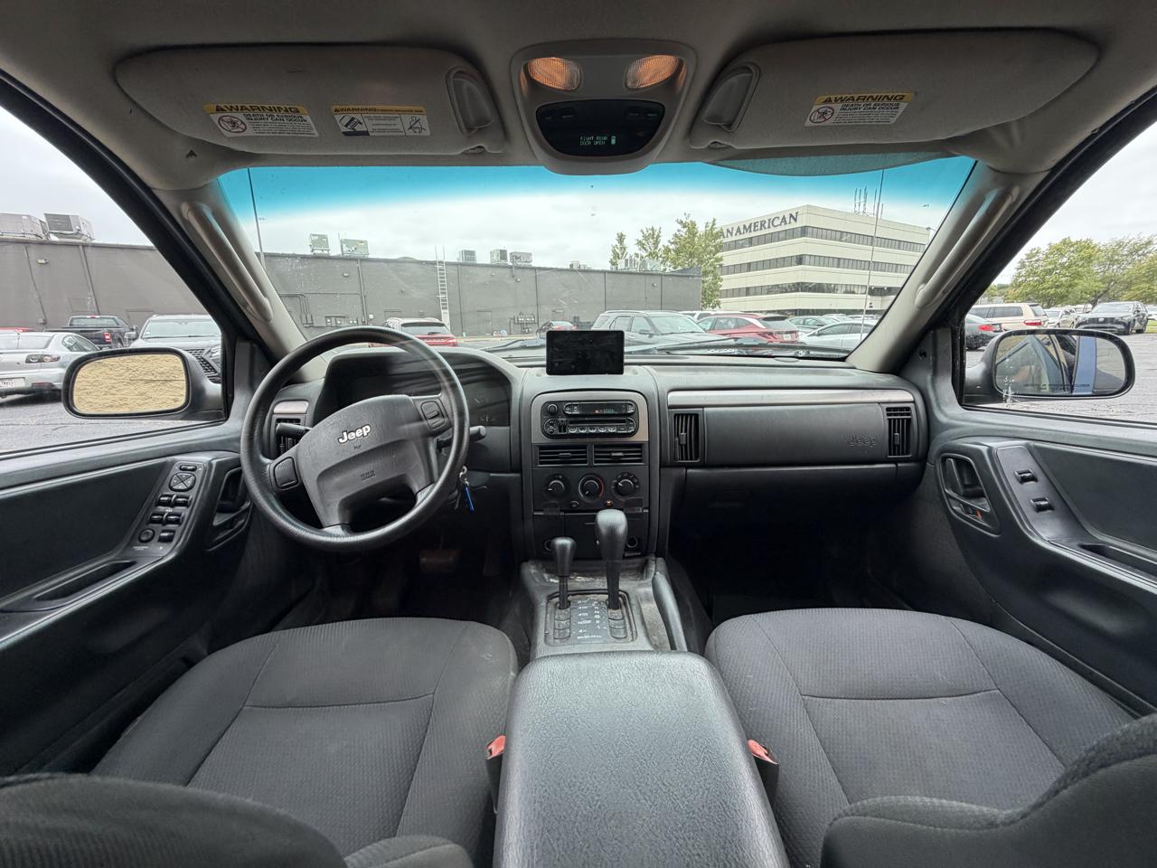 Jeep Grand Cherokee Laredo 4WD 2002
