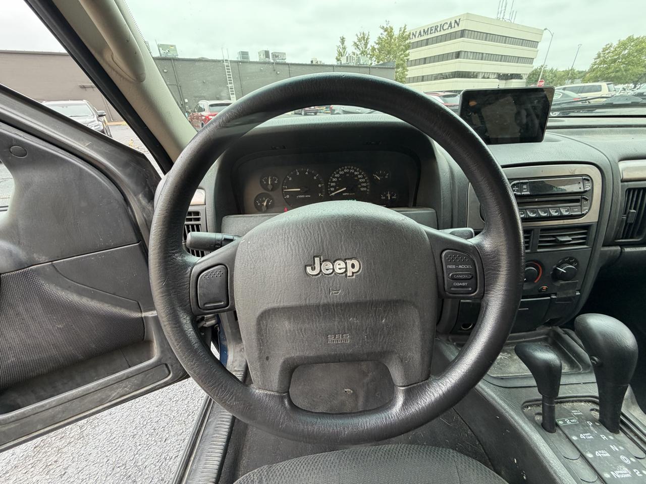 Jeep Grand Cherokee Laredo 4WD 2002