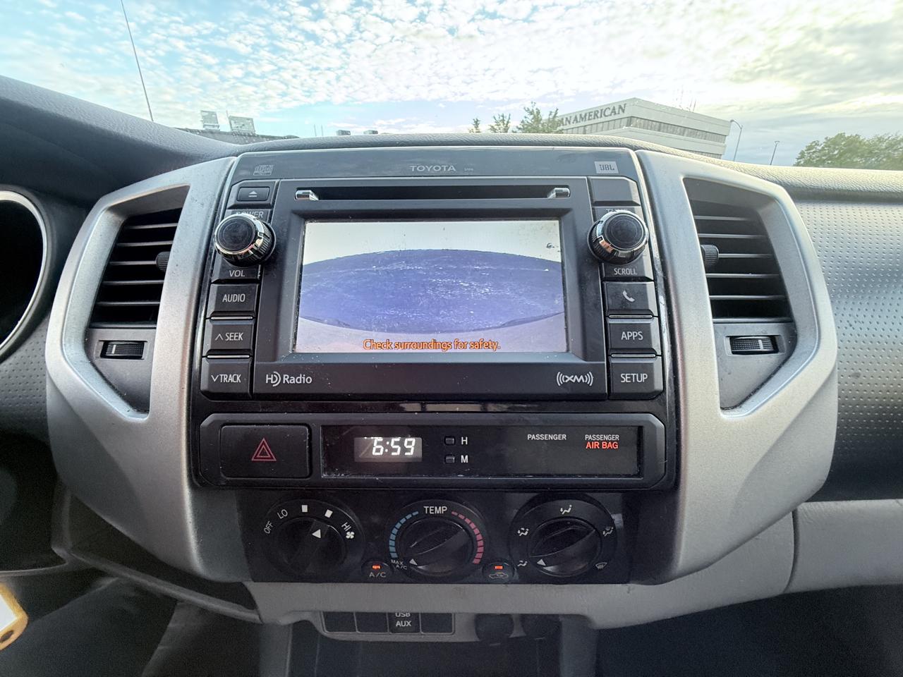 Toyota Tacoma PreRunner Double Cab V6 Auto 2WD 2012