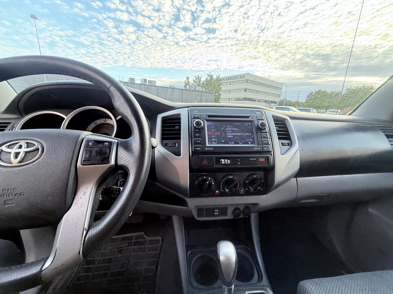 Toyota Tacoma PreRunner Double Cab V6 Auto 2WD 2012