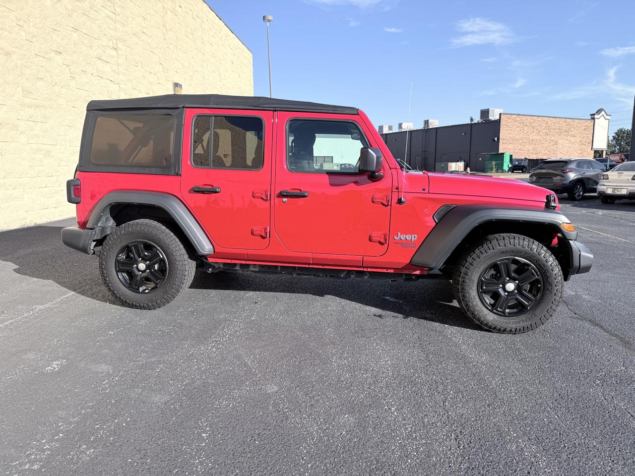 Jeep Wrangler Unlimited Sport 2018