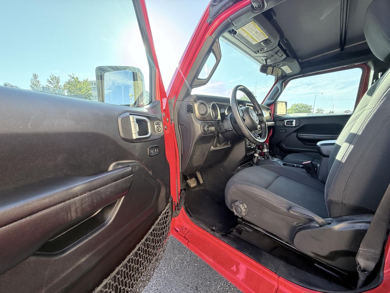 Jeep Wrangler Unlimited Sport 2018