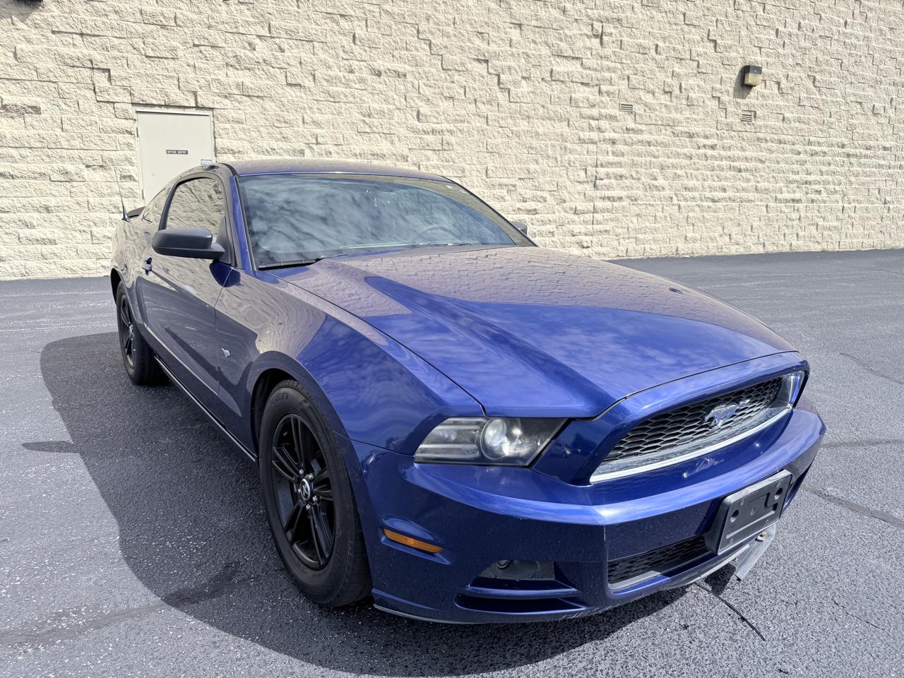 Ford Mustang V6 Coupe 2014