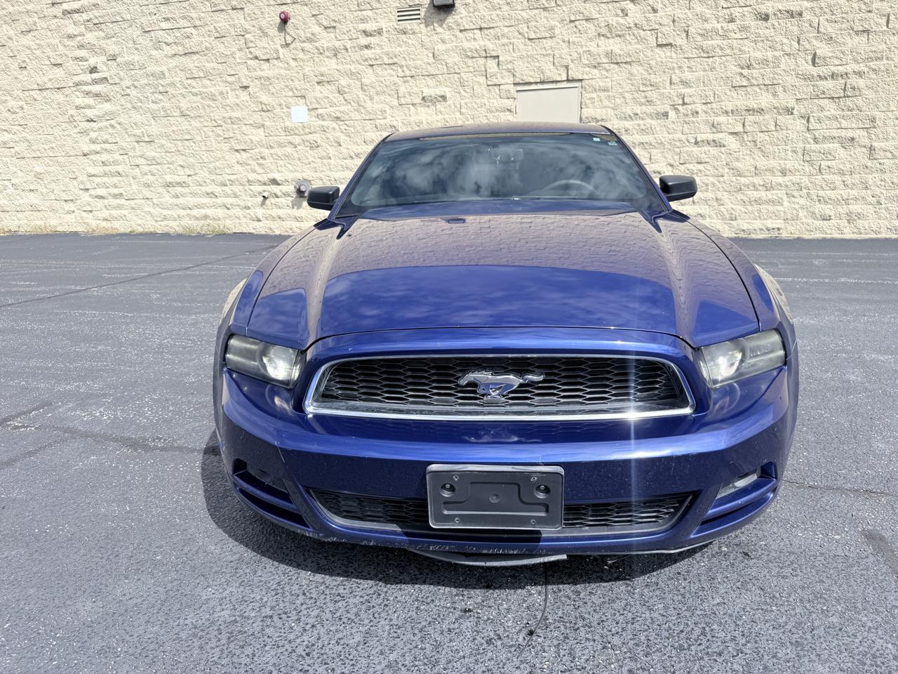 Ford Mustang V6 Coupe 2014