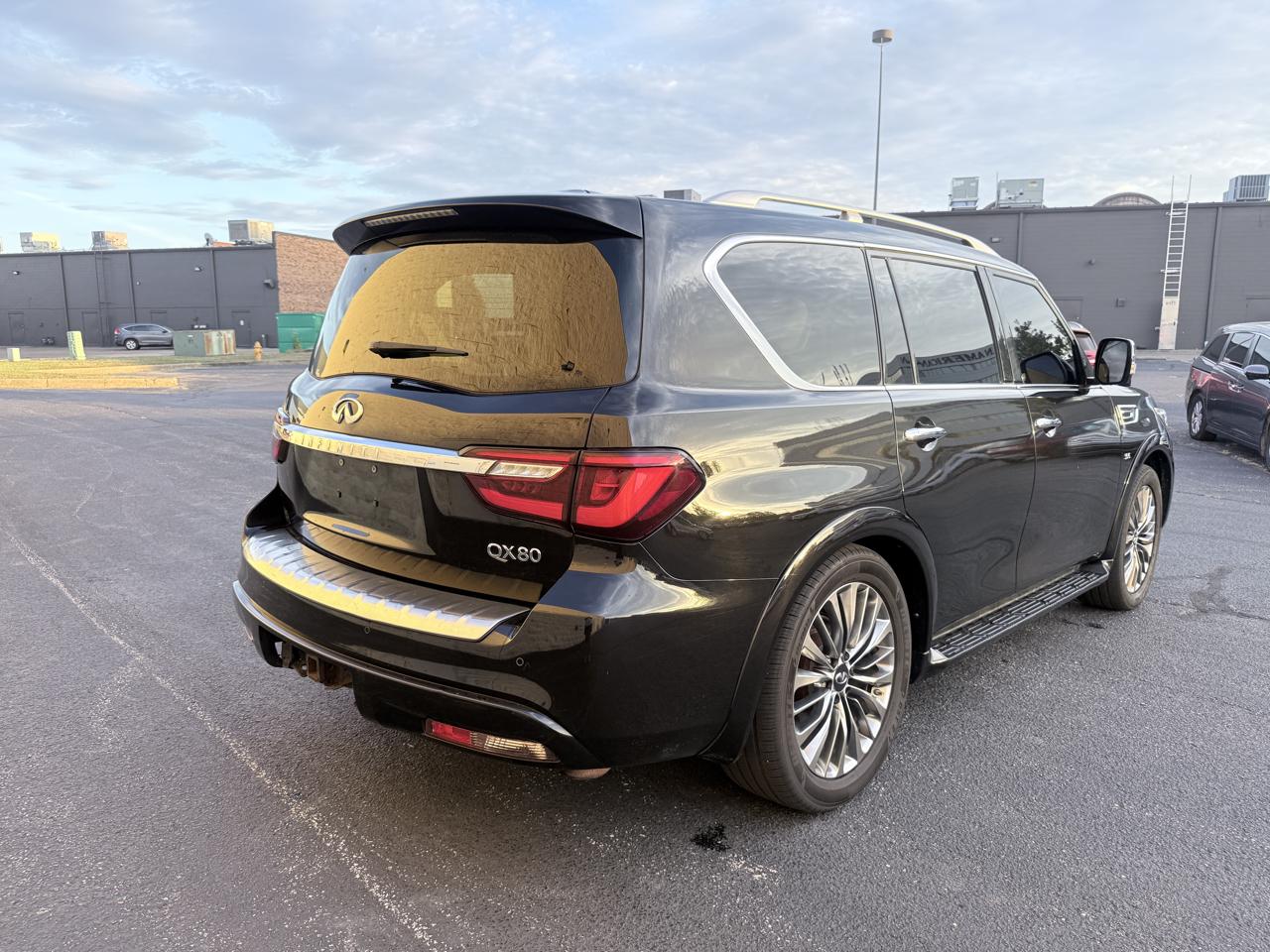 Infiniti QX80 4WD 2018