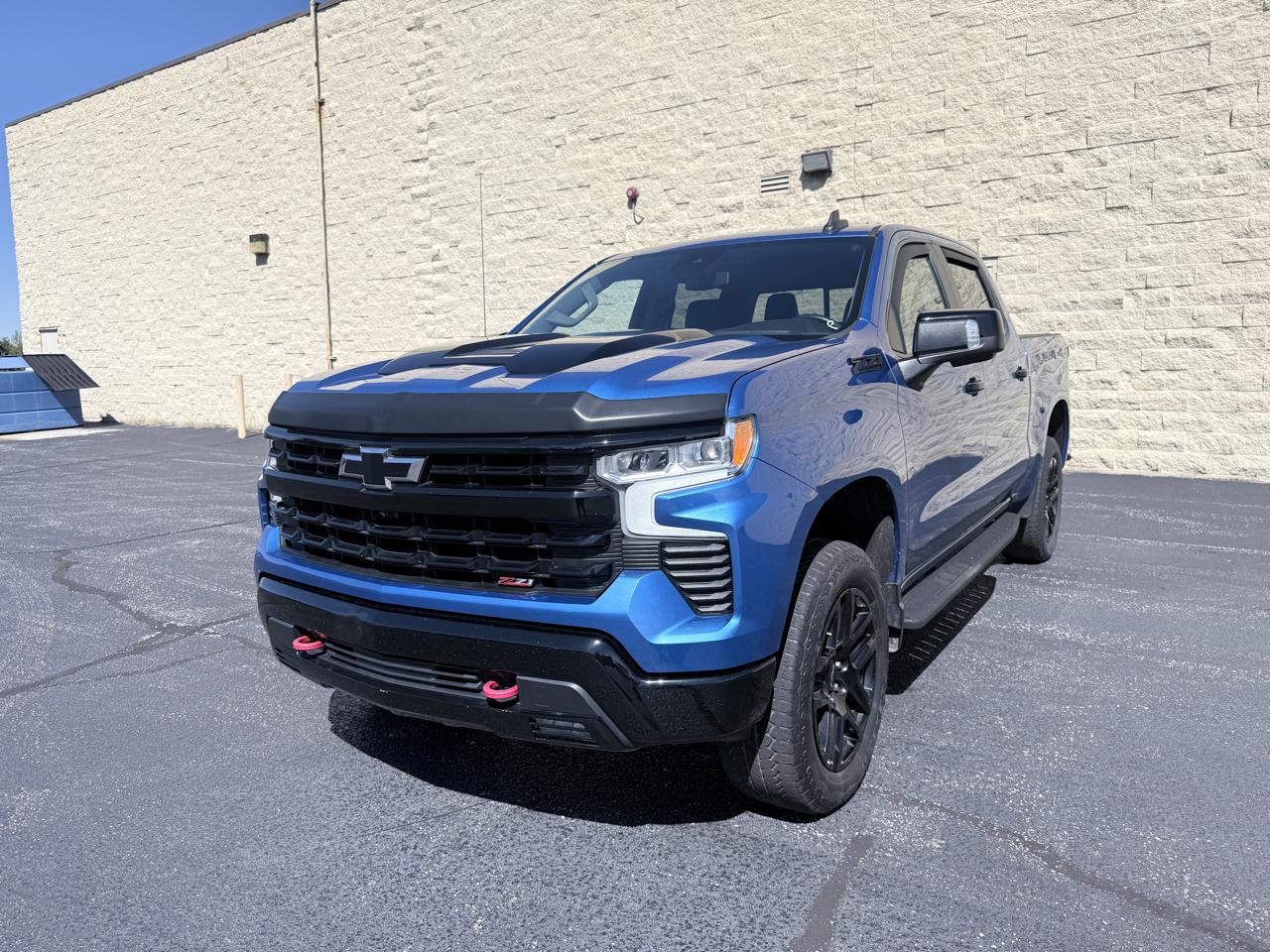 Chevrolet Silverado 1500 Trail Boss LT Crew Cab 4WD 2022